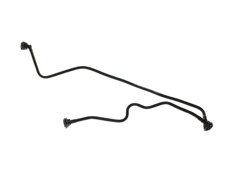 צינור מיכל עיבוי מרצדס GLA 250 45 18- 2.0